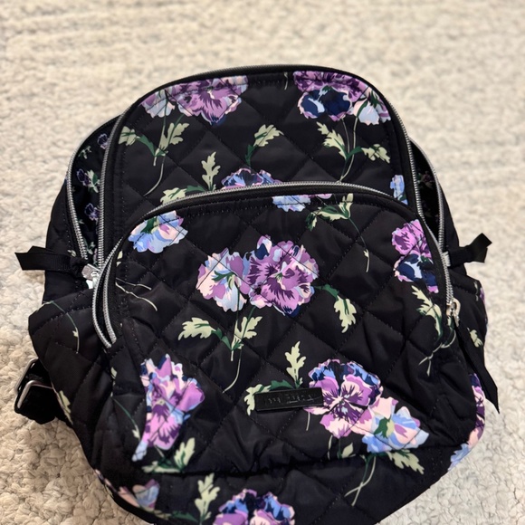 Selling shoes and bags - Picture 6 of 16